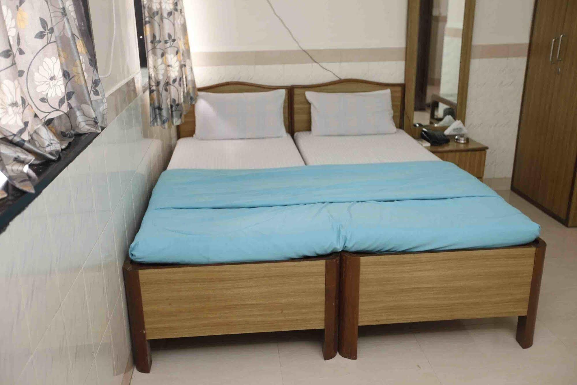 Hotel Al Madina Palace Mumbai Eksteriør bilde